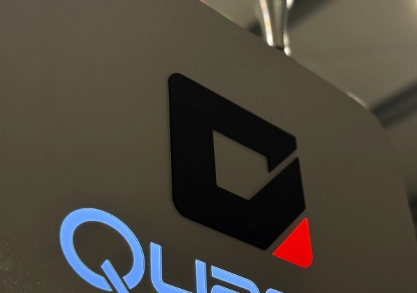 Quaser_MF700_rehounek - 1